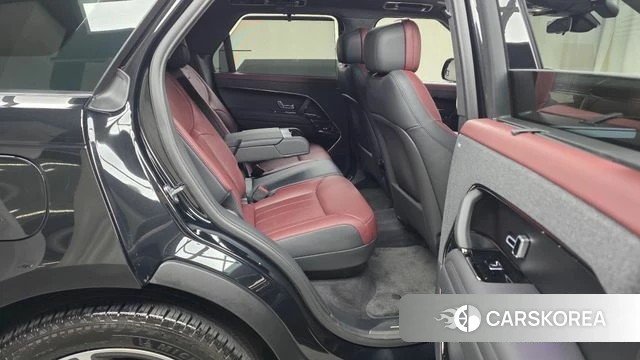 Land Rover Range Rover Sport 3rd Generation 2025 Черный из Кореи, фото 2
