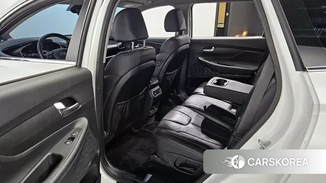 Hyundai The New Santa Fe 2023 Белый из Кореи, фото 2