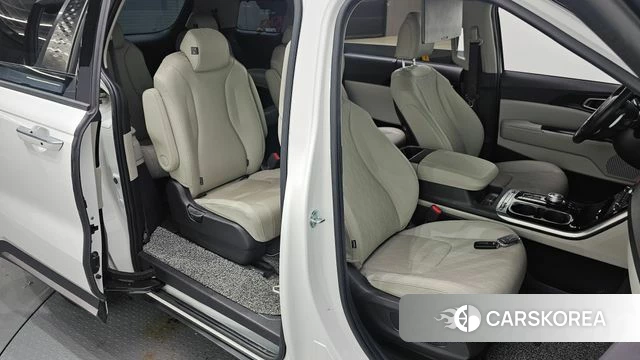 Kia Carnival 4th generation 2022 Белый из Кореи, фото 2