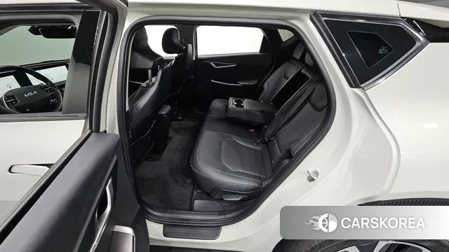 Kia EV6 2021 Песочный из Кореи, фото 2