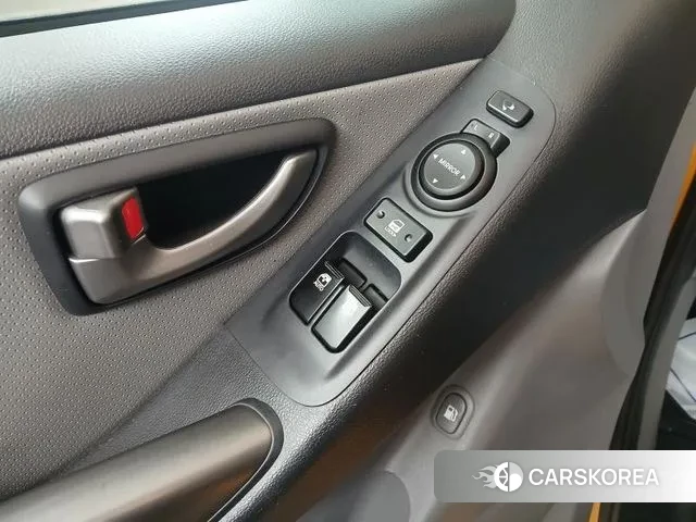 Hyundai The New Grand Starex 2018 Желтый из Кореи, фото 2