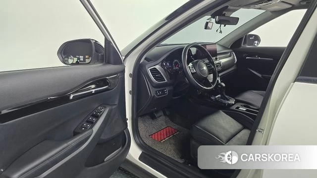 Kia Seltos 2020 Белый из Кореи, фото 2