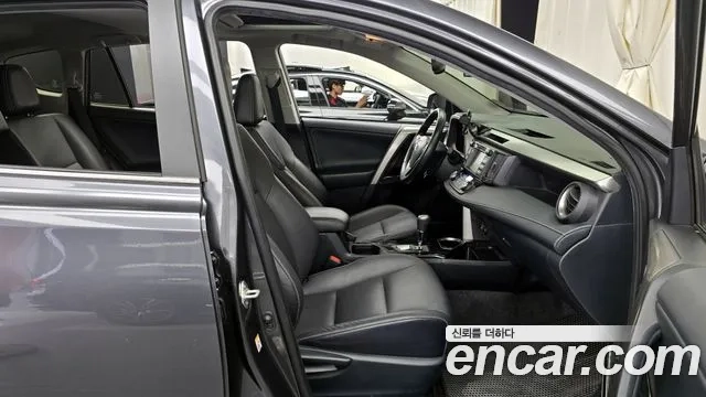 Toyota RAV4 2018 Серый из Кореи, фото 2