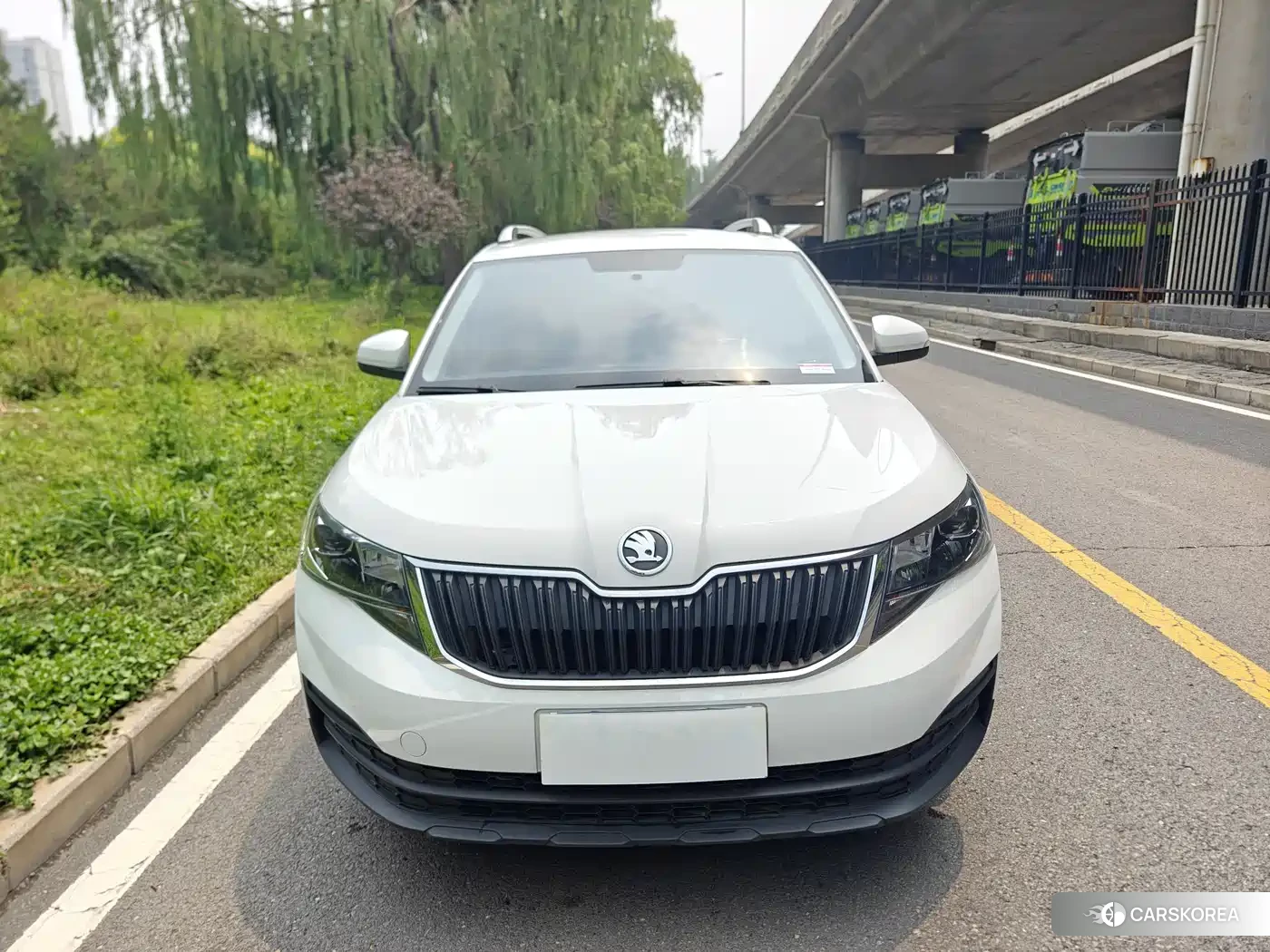 Skoda Komick 2024 Белый из Китая, фото 2