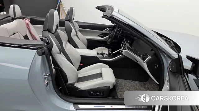 BMW M4 (G82) 2024 Светло-серебряный цвет из Кореи, фото 2