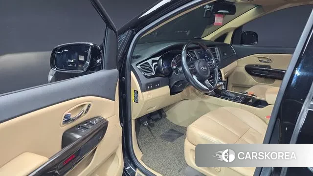 Kia All New Carnival 2018 Черный из Кореи, фото 2