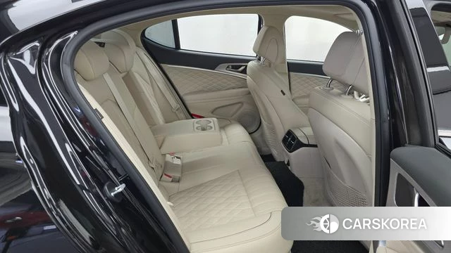 Genesis The New G70 2021 Черный из Кореи, фото 2