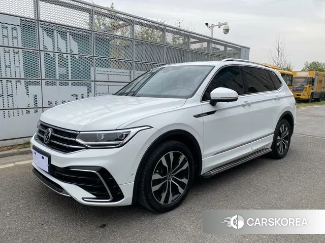 Volkswagen Tiguan L 2023 Белый из Китая, фото 2