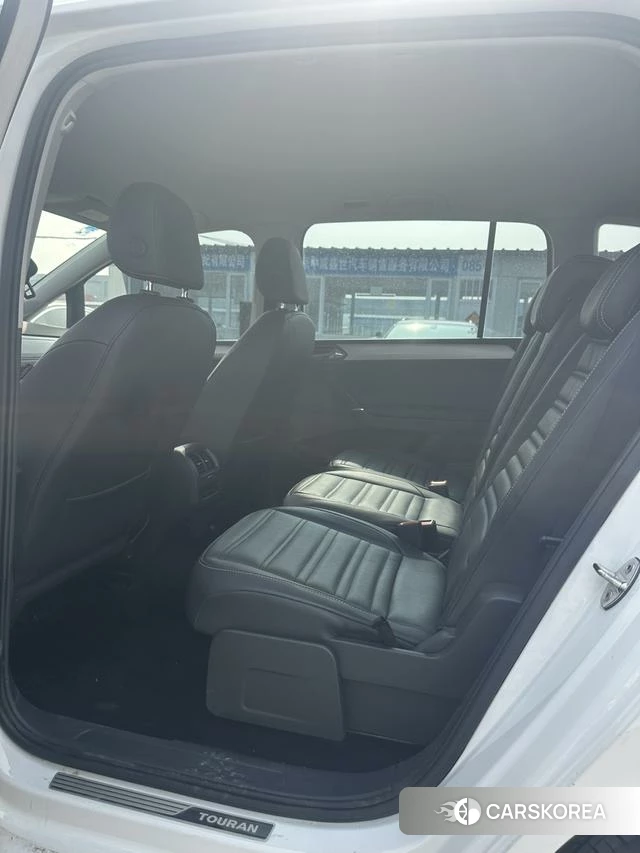 Volkswagen Touran L 2018 Белый из Китая, фото 2