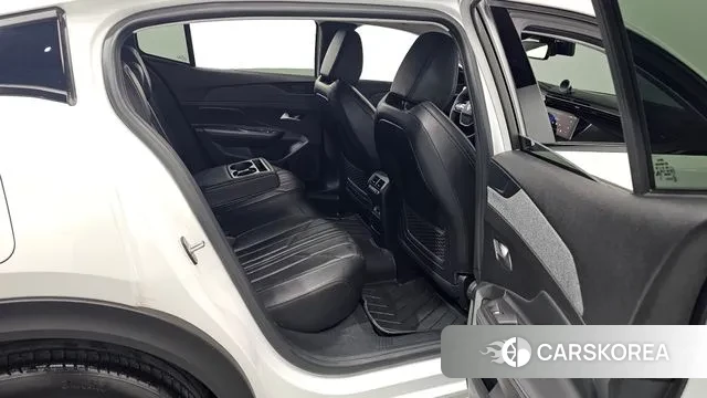 Peugeot 408 2023 Белый из Кореи, фото 2