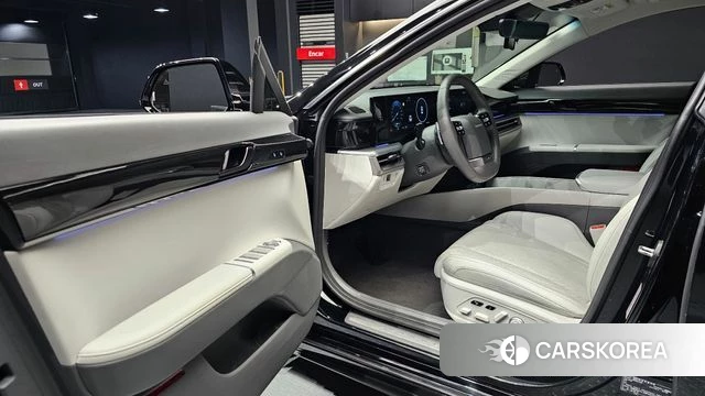 Hyundai Grandeur Hybrid (GN7) 2023 Черный из Кореи, фото 2