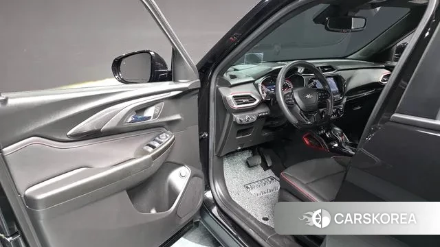 Chevrolet (GM Daewoo) Trailblazer 2022 Черный из Кореи, фото 2