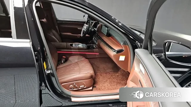 Genesis G90 (RS4) 2024 Черный из Кореи, фото 2