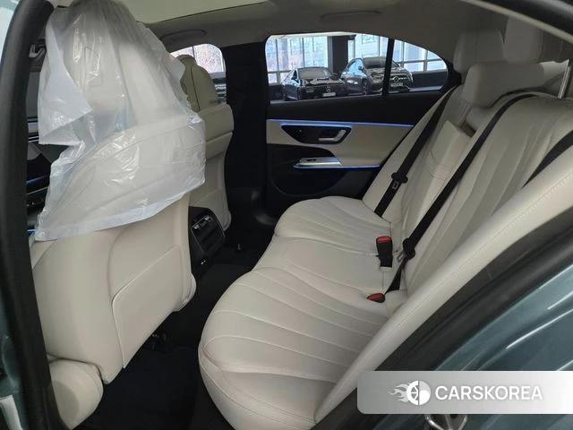 Mercedes-Benz E-Class W214 2025 Синий нефрит из Кореи, фото 2