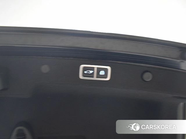 Hyundai Grandeur Hybrid (GN7) 2023 Черный из Кореи, фото 2