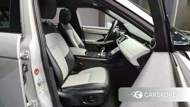 Land Rover Range Rover Evoque 2nd Generation 2020 Серебристо-серый из Кореи, фото 2