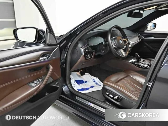 BMW 5 Series (G30) 2020 Черный из Кореи, фото 2