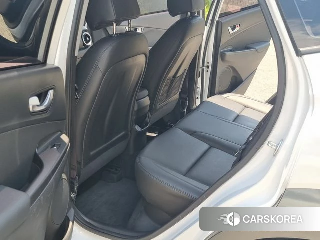 Hyundai The New Kona 2021 Белый из Кореи, фото 2