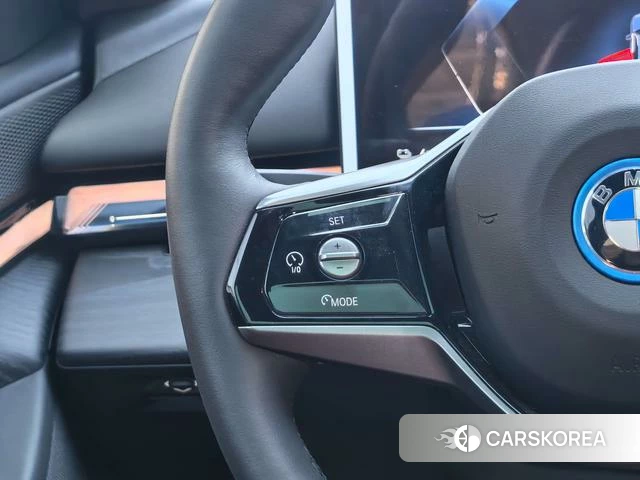 BMW i5 2025 Синий из Китая, фото 2