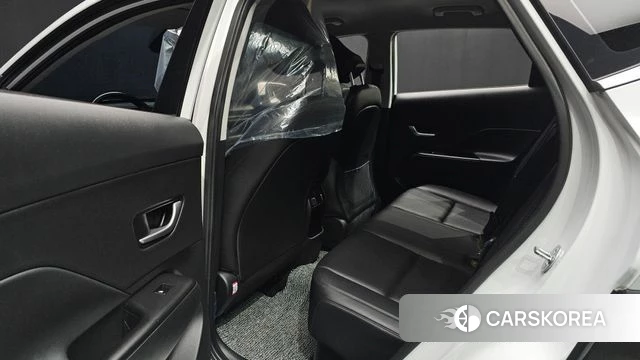 Hyundai Kona Hybrid (SX2) 2023 Белый из Кореи, фото 2