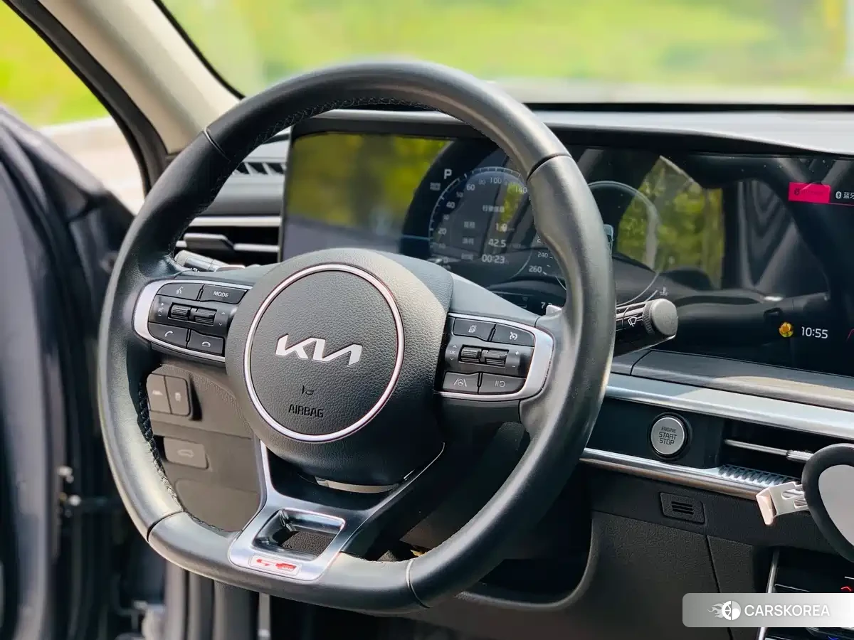 Kia K5 2022 Silver/gray из Китая, фото 2