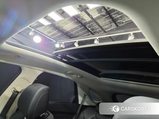 Genesis GV70 2021 Белый из Кореи, фото 2