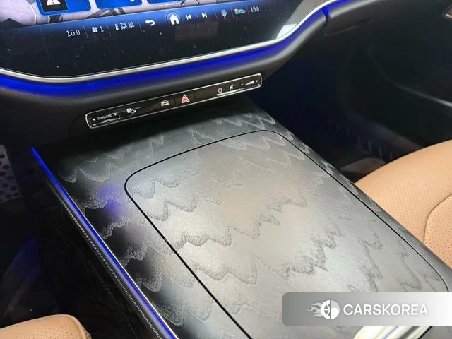 Mercedes-Benz E-class 2024 Черный из Китая, фото 2