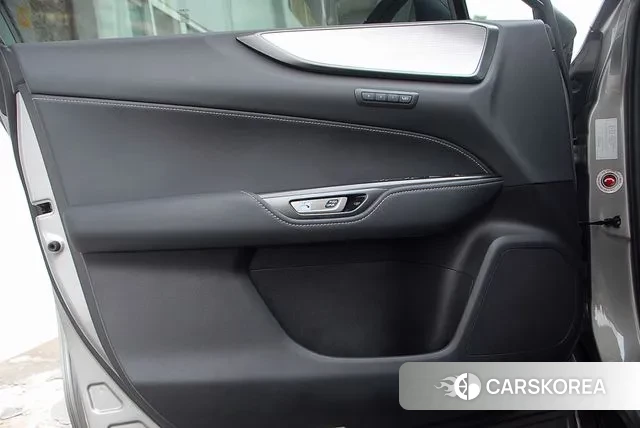 Lexus NX450h + 2nd generation 2023 Цвет тростника из Кореи, фото 2