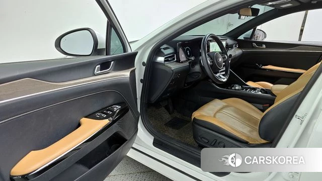 Kia K5 3rd generation 2021 Белый из Кореи, фото 2