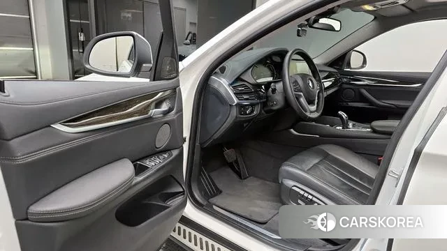 BMW X6 (F16) 2018 Белый из Кореи, фото 2