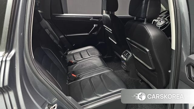 Volkswagen Tiguan second Generation 2020 Серый из Кореи, фото 2