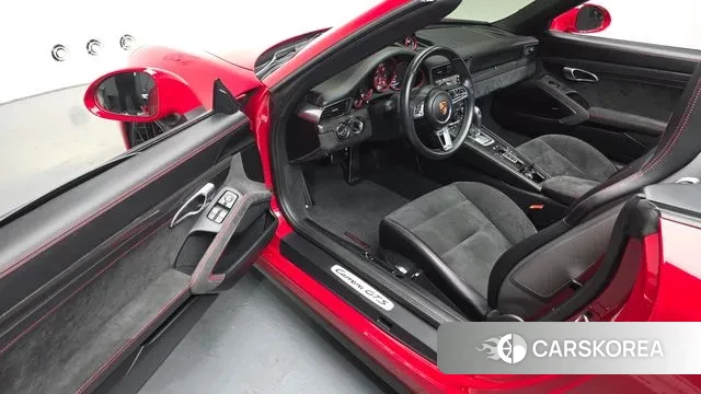 Porsche 911 2019 Красный из Кореи, фото 2