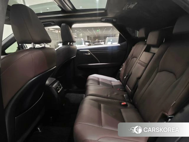 Lexus RX 2021 Серебристо-серый из Китая, фото 2