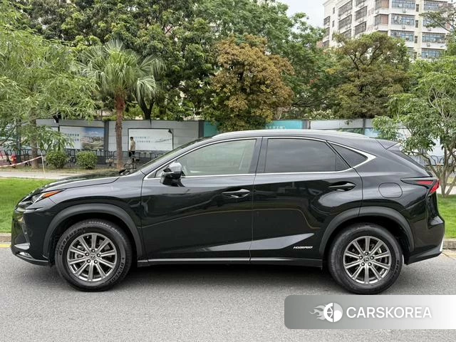 Lexus NX 2021 Черный из Китая, фото 2