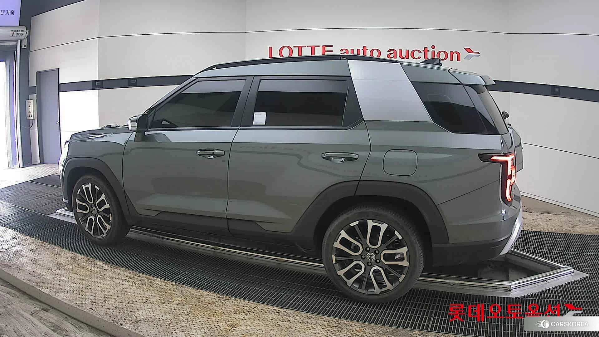 SsangYong Torres 2023 Forest Green из Кореи, фото 2