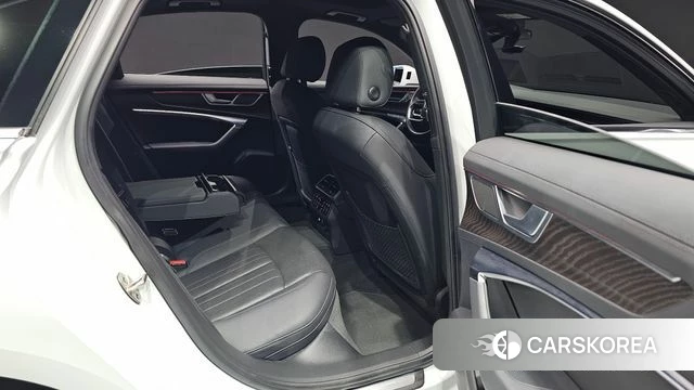 Audi A6 (C8) 2022 Белый из Кореи, фото 2