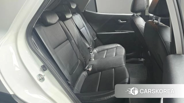 Kia Stonic 2018 Белый из Кореи, фото 2