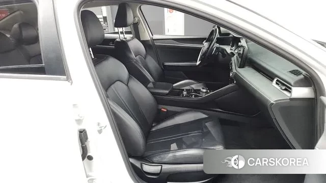 Kia K5 3rd generation 2022 Белый из Кореи, фото 2