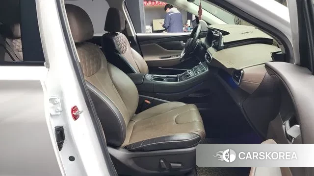 Hyundai The New Santa Fe 2021 Белый из Кореи, фото 2