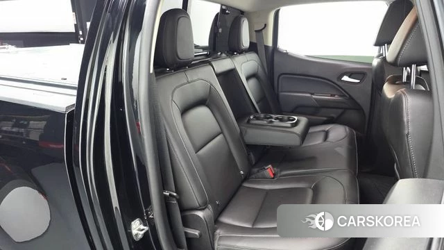 Chevrolet (GM Daewoo) Real New Colorado 2022 Черный из Кореи, фото 2