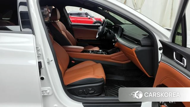 Kia The New K5 Hybrid 3rd generation 2024 Белый из Кореи, фото 2