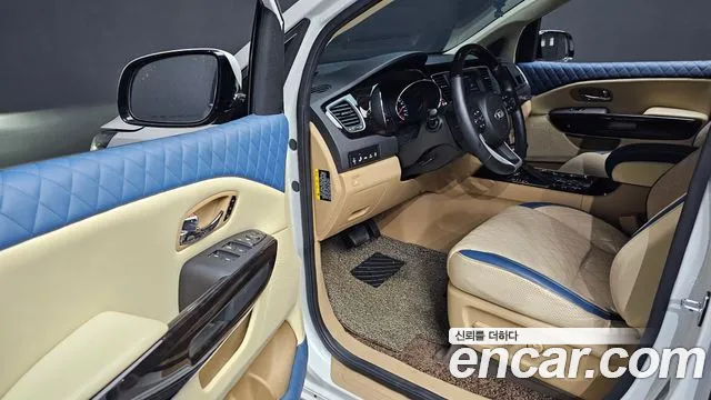 Kia The New Carnival 2018 Белый из Кореи, фото 2