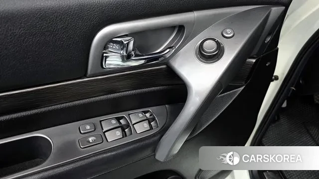 Ssangyong Korando Turismo 2019 Белый из Кореи, фото 2