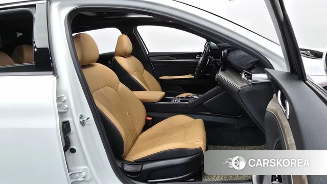 Kia K5 3rd generation 2019 Белый из Кореи, фото 2