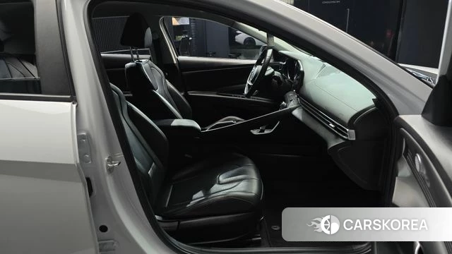 Hyundai Avante (CN7) 2023 Белый из Кореи, фото 2