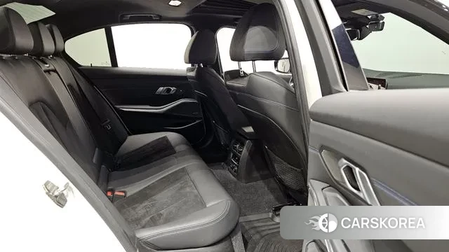 BMW 3 Series (G20) 2020 Белый из Кореи, фото 2