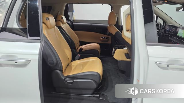 Kia Carnival 4th generation 2023 Белый из Кореи, фото 2