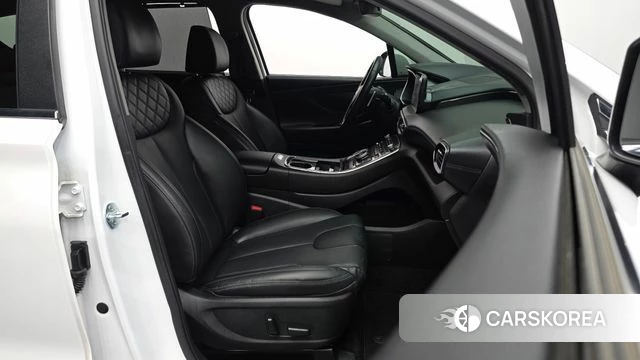 Hyundai The New Santa Fe 2023 Белый из Кореи, фото 2