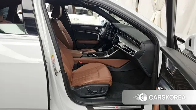 Audi A6 (C8) 2022 Белый из Кореи, фото 2