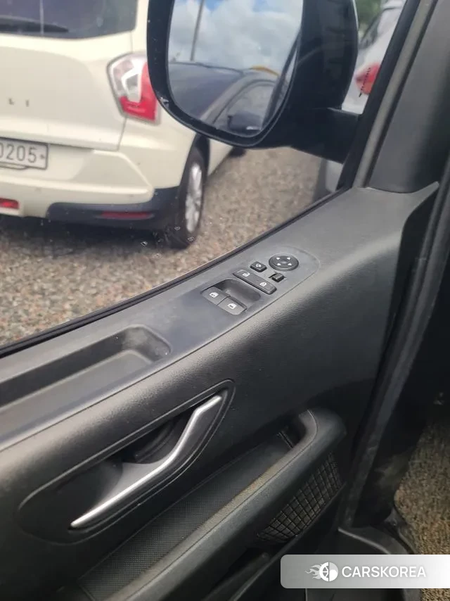 Hyundai Staria 2021 Черный из Кореи, фото 2